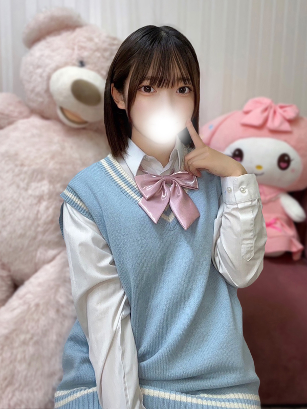 りのん◆黒髪清楚なロリ美少女(21歳、B:82、W:.57、H:85)